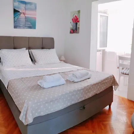 Apartment Bobo